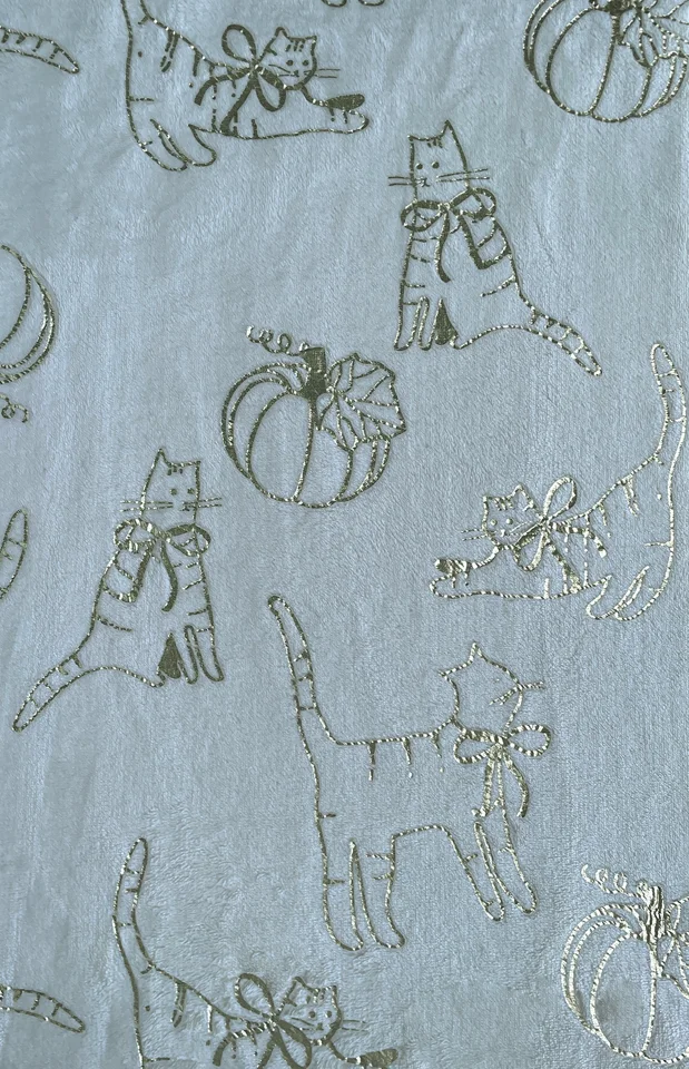 Blankets & throws — BL2607252 — supplied view 3